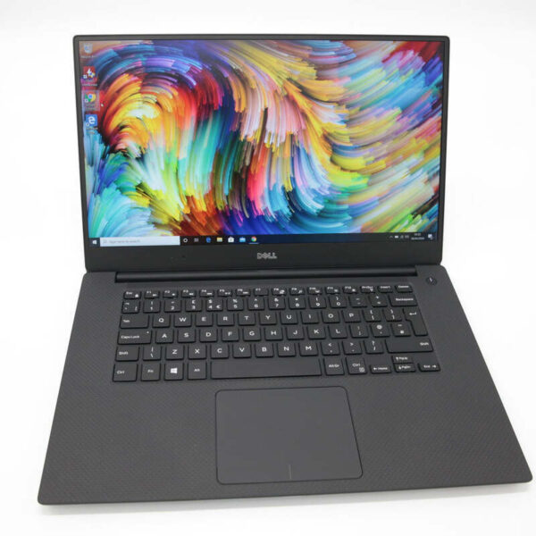 Dell Precision 5520 Corei7-7700HQ I7 16GB RAM 512 GB SSD with M1200 Nvidia  4 GB